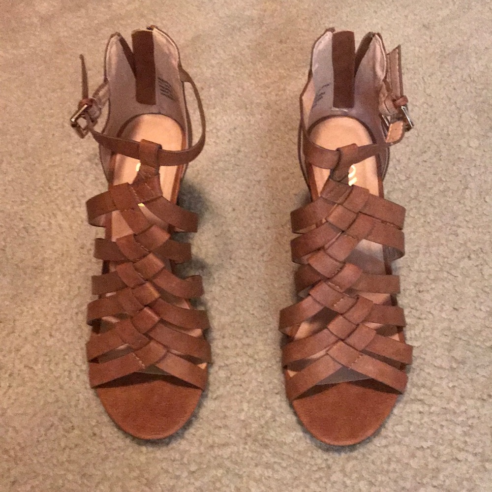 Xoxo sandals